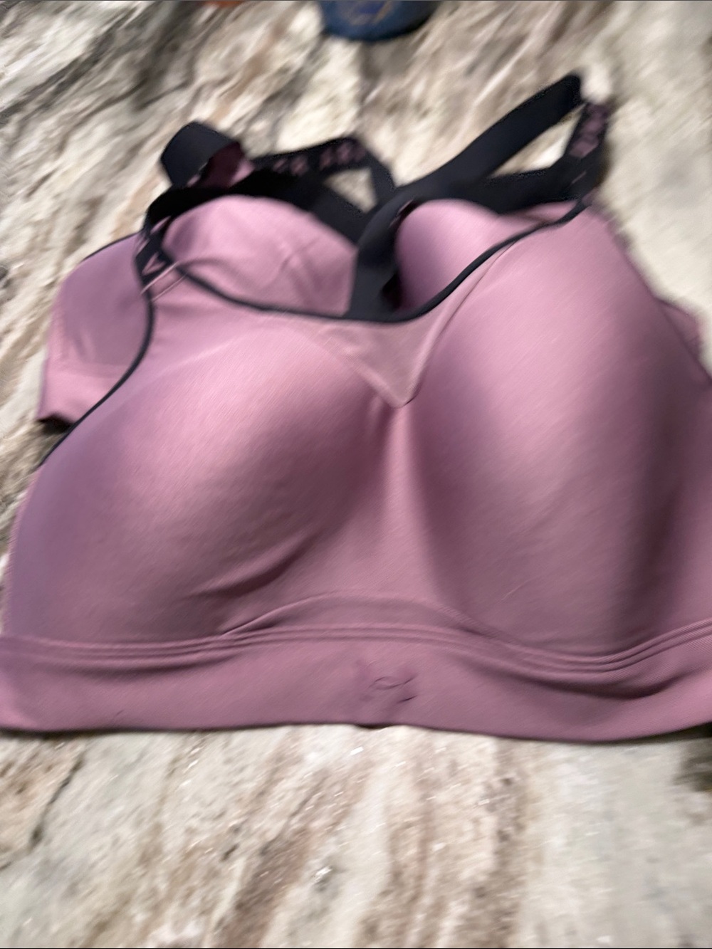 Under Armour Mauve Padded Wireless Sports Bra